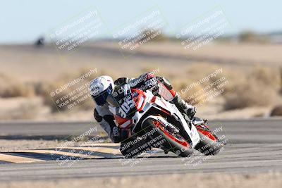 media/Dec-07-2025-CVMA (Sun) [[3e7d2de5dc]]/Race 11-Formula 2-CVMA Hooligans-American Thunder/